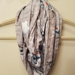 Disney Accessories - Disney FROZEN Olaf Infinity Scarf ❄☃ Disney Accessories - Disney FROZEN Olaf Infinity Scarf ❄☃
